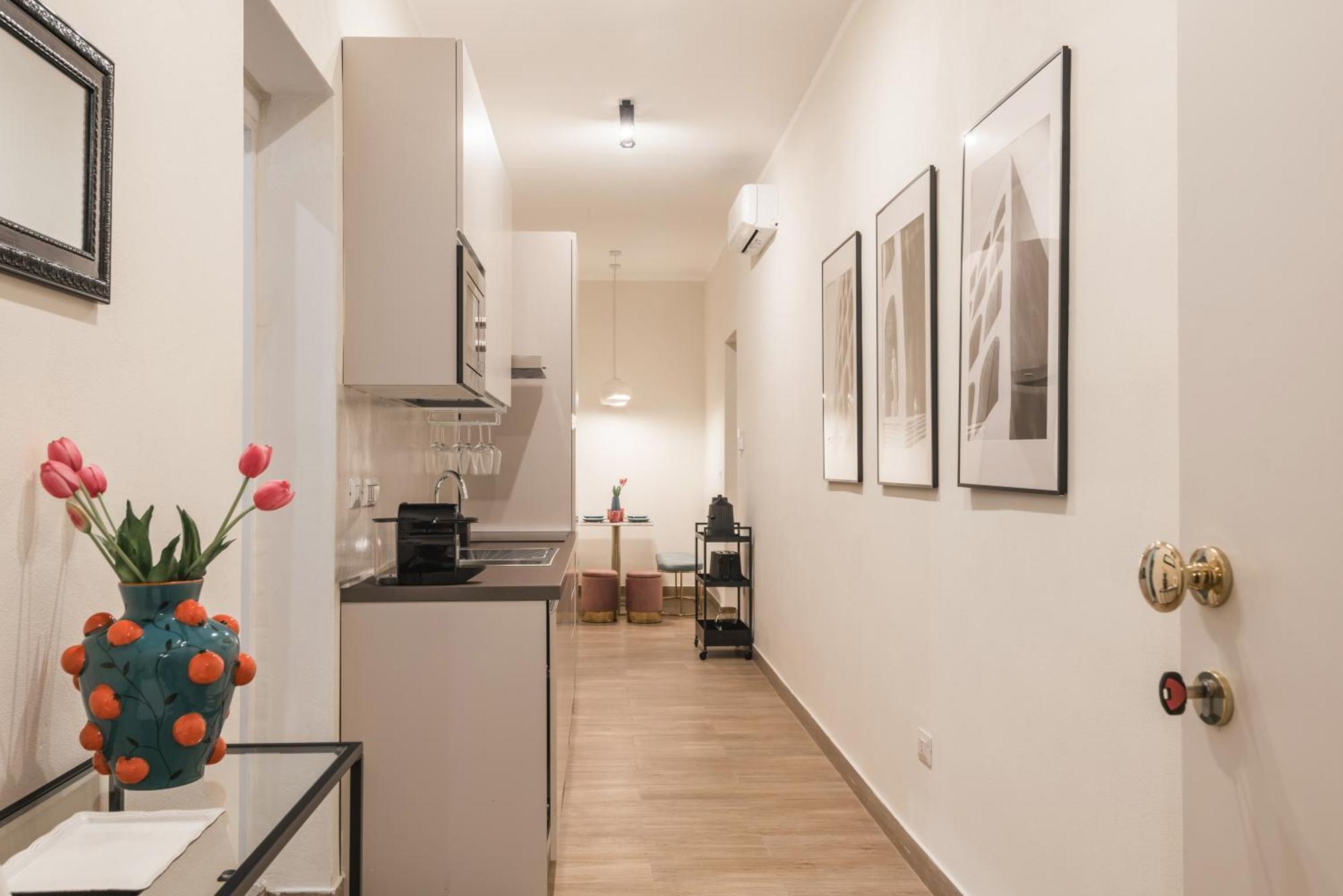 C3 Top Class Apartment, 2 Camere Da Letto, 2 Bagni, Giardino Distante 15 Minuti A Piedi Da Fontana Di Trevi Róma Kültér fotó